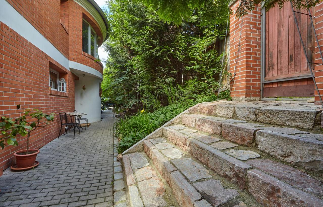 Villa In Bio Garden - You Will Save Money Here Prag Exteriör bild